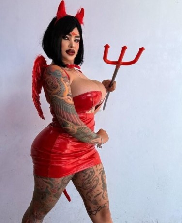 cintia19-hola-que-tal-amor-soy-una-chica-latina-disponible-big-1
