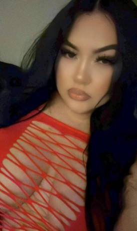 melanie-sexy-latina-goddess-big-1