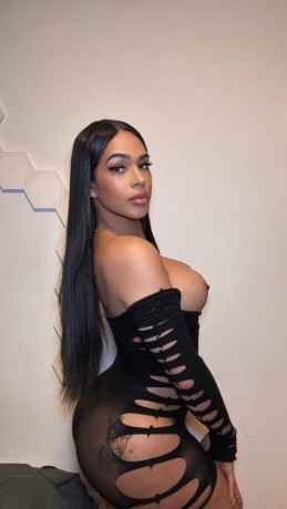 ts-karina-xxl-big-3